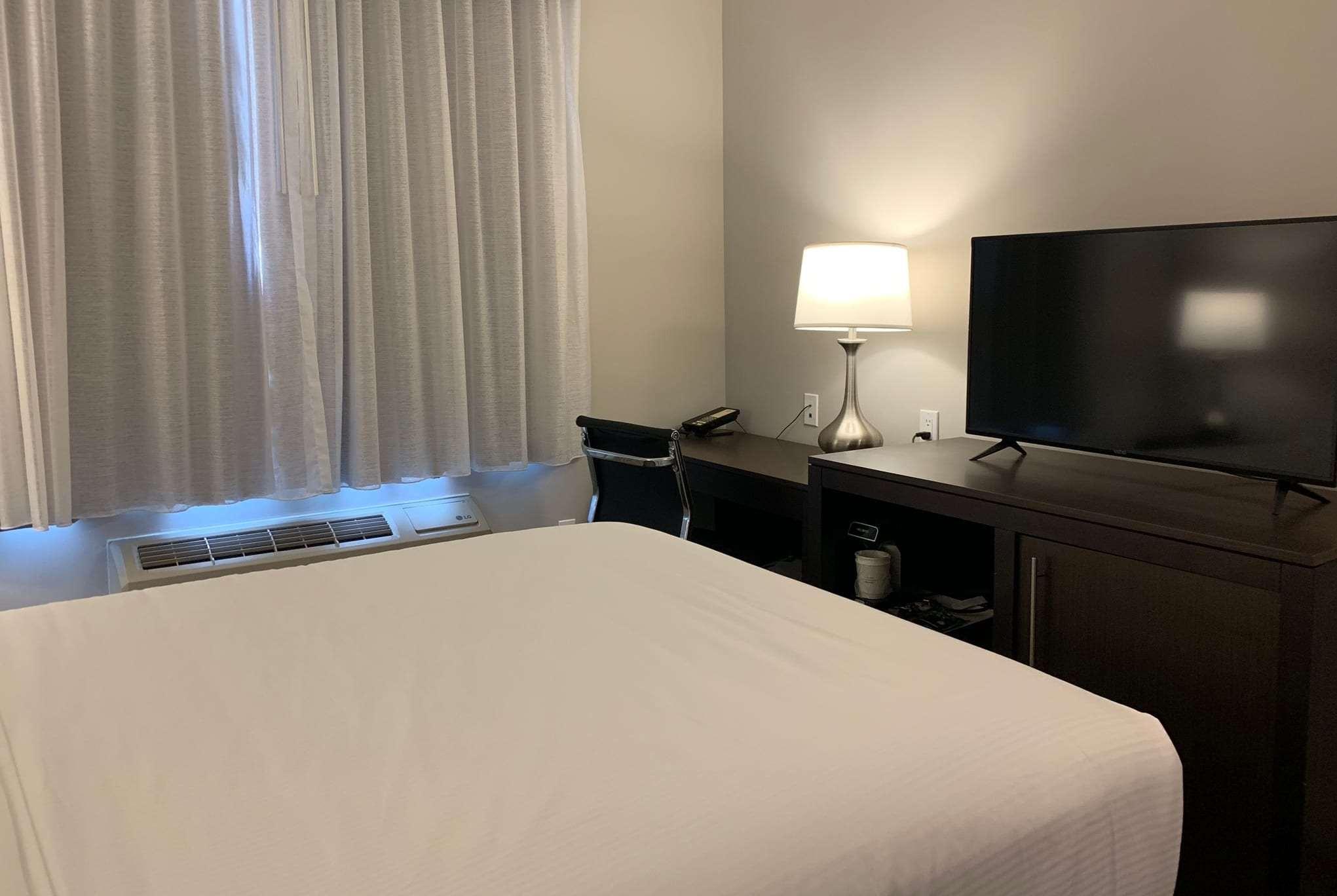 Wingate By Wyndham Jfk Airport, Far Rockaway Ny Hotel New York Exterior foto