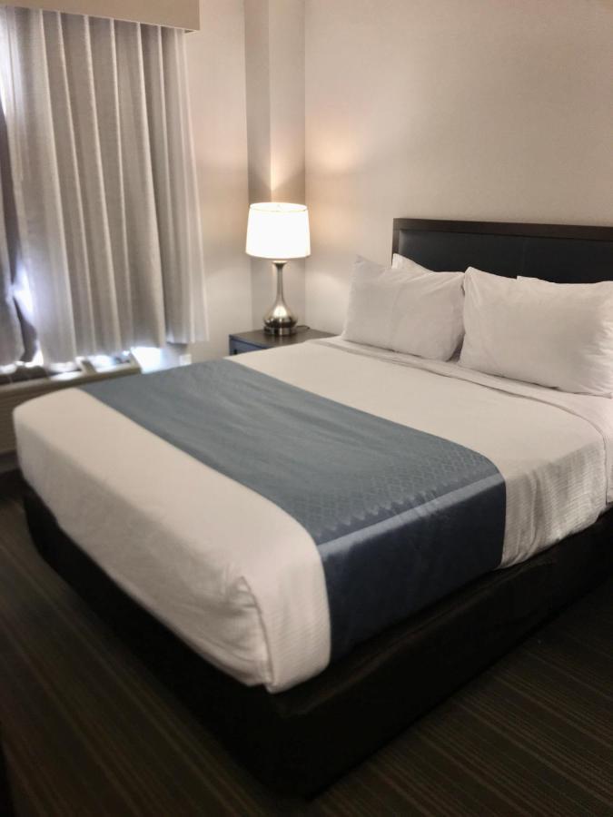 Wingate By Wyndham Jfk Airport, Far Rockaway Ny Hotel New York Exterior foto